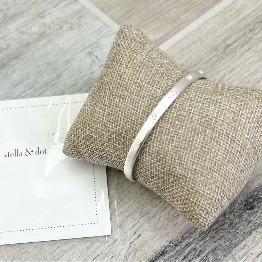 Stella & Dot Artisan Silver Disc Cuff